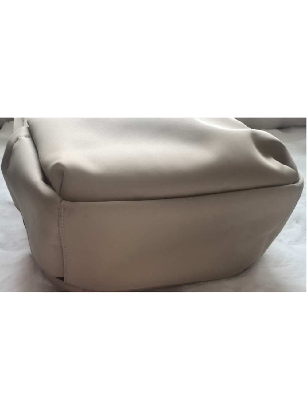 NWT Lux & Nyx Daily Origami Backpack 16" Laptop Bag Ultra Matte Champagne - Picture 4 of 15